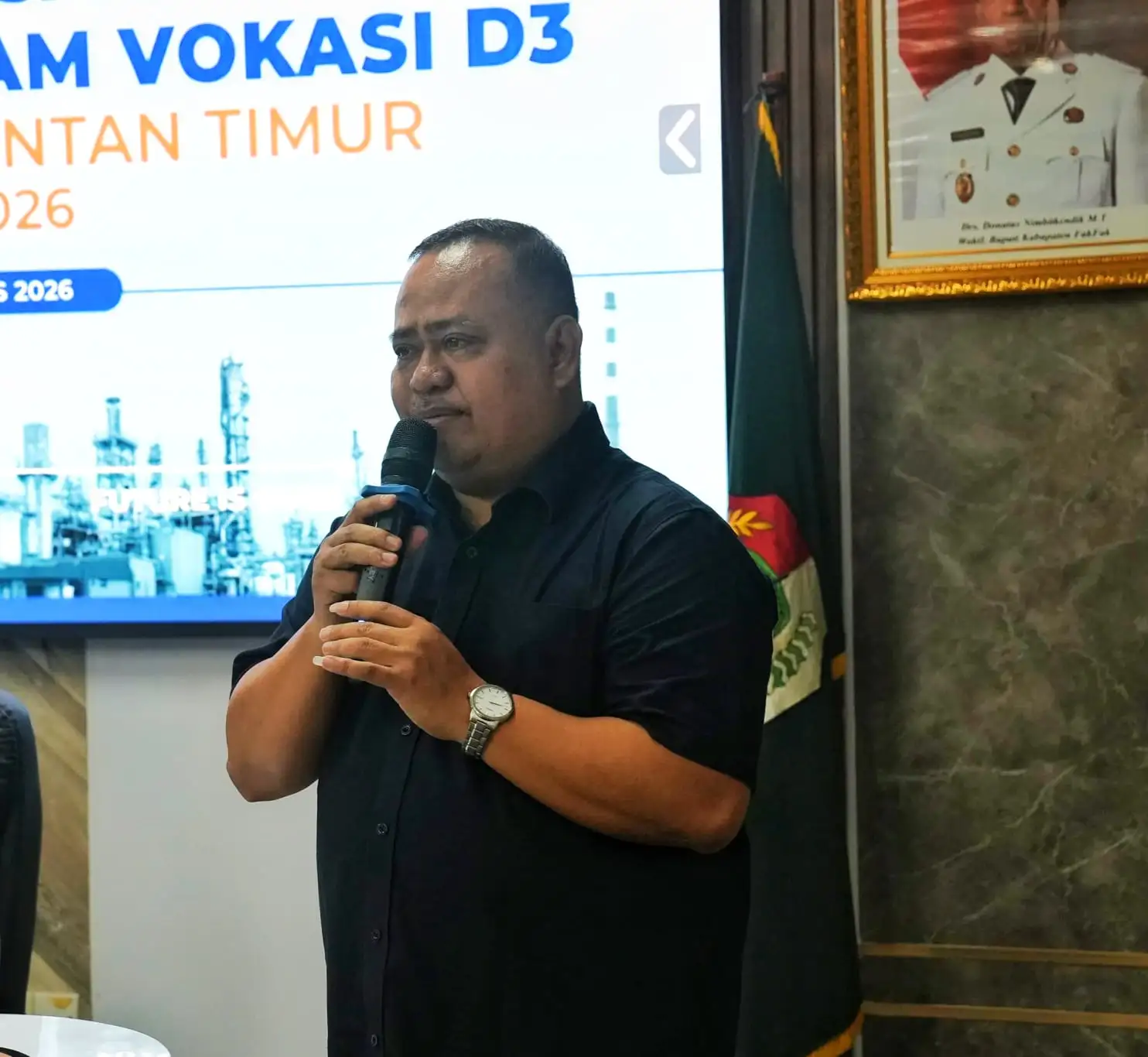 Di Hadapan Bupati Fakfak, AVP SDM Pupuk Kaltim, Bambang Tegaskan Komitmen PKT Cetak Generasi Industri